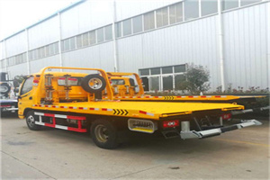 新宁附近拖车救援搭电